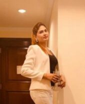 Menoka +971529750305